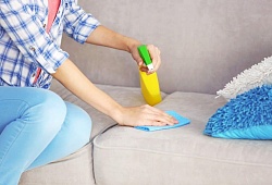 4 способа чистки дивана без пароочистителя