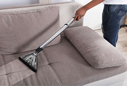5 основных причин, нанять профессионального чистильщика мягкой мебели